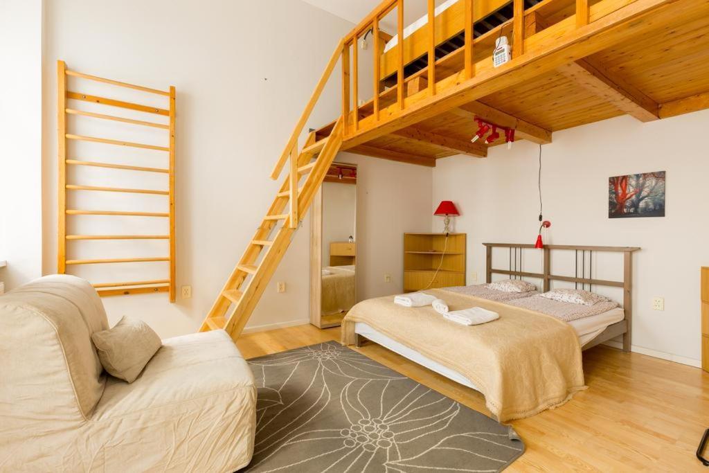 Szentkiralyi 5 - Double Basic In The City Center - Self-Check-In Budapest Luaran gambar